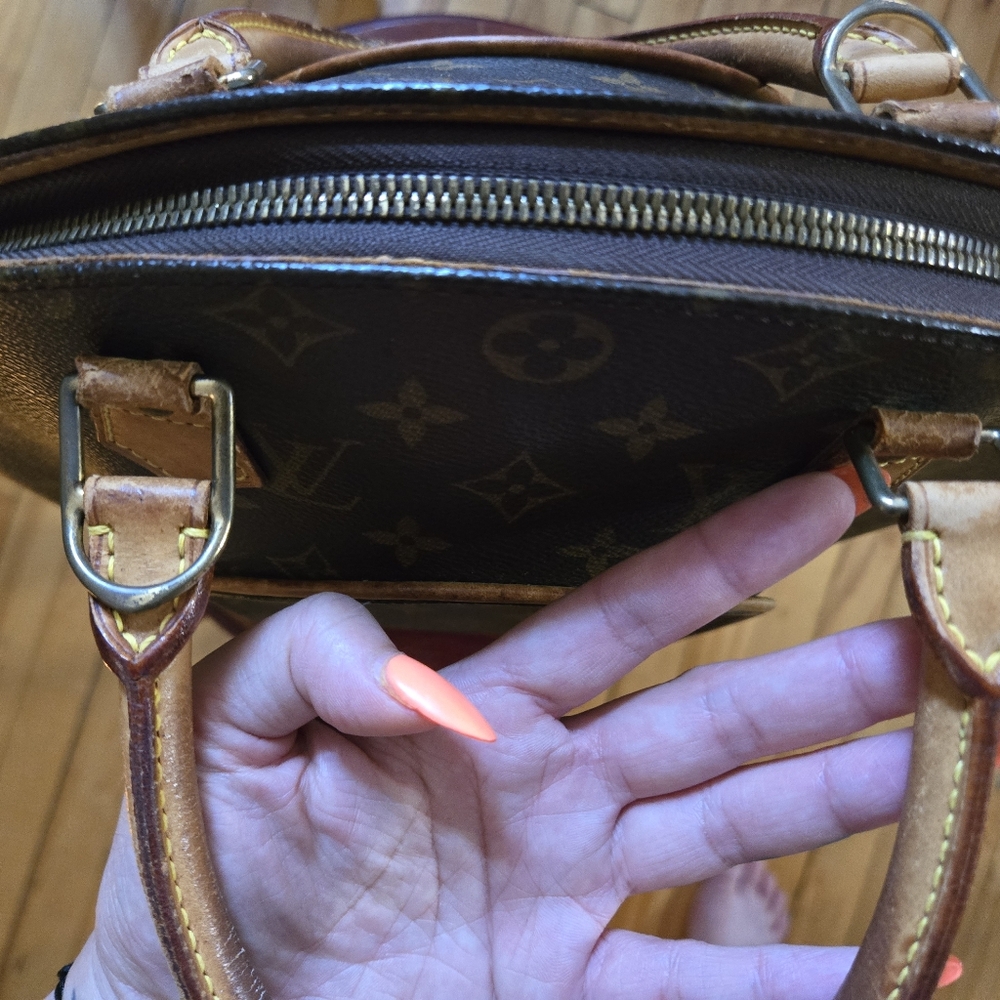 LOUIS VUITTON MONOGRAM ELLIPSE PM - Picture 6 of 10
